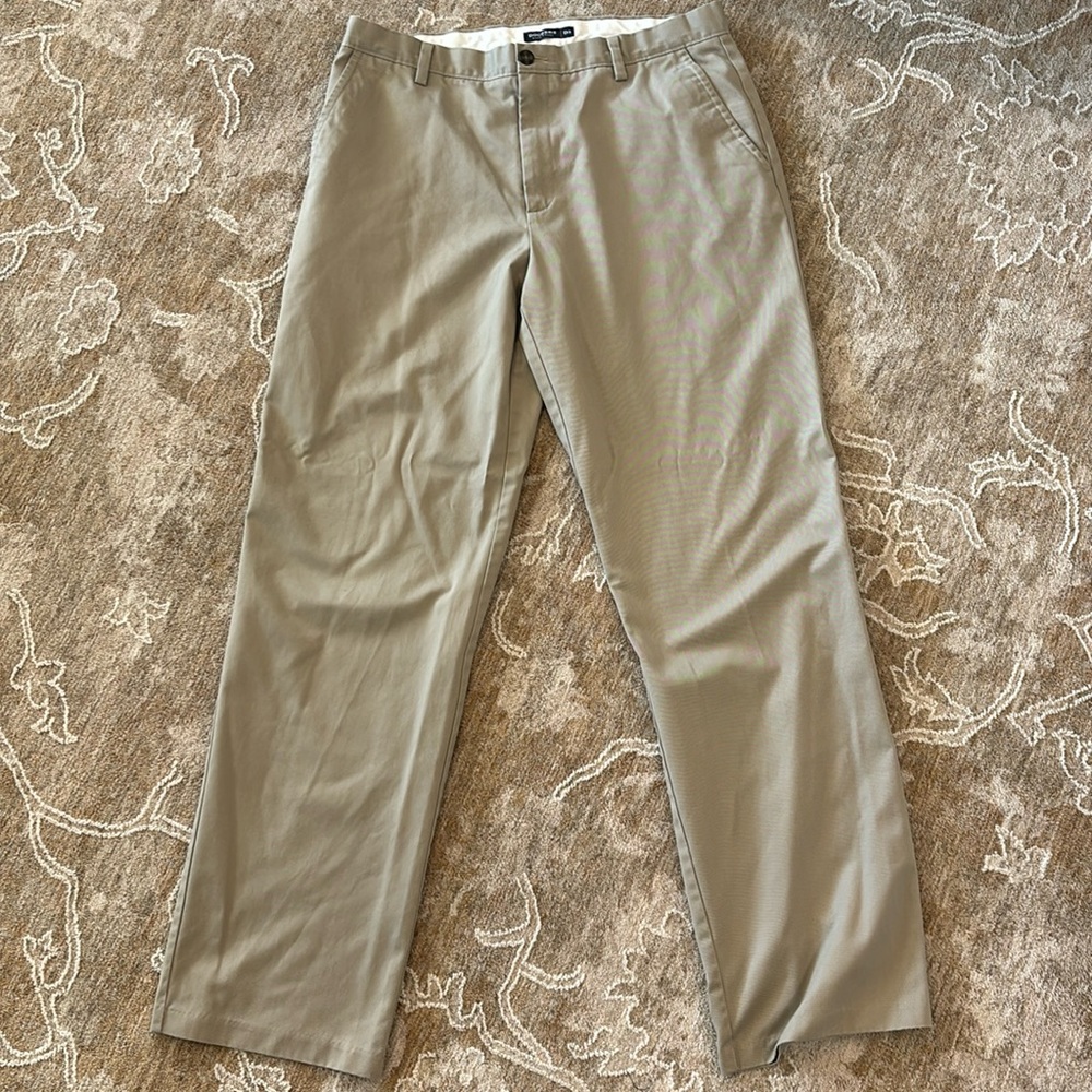 Docker’s D3 Khakis size 34/34